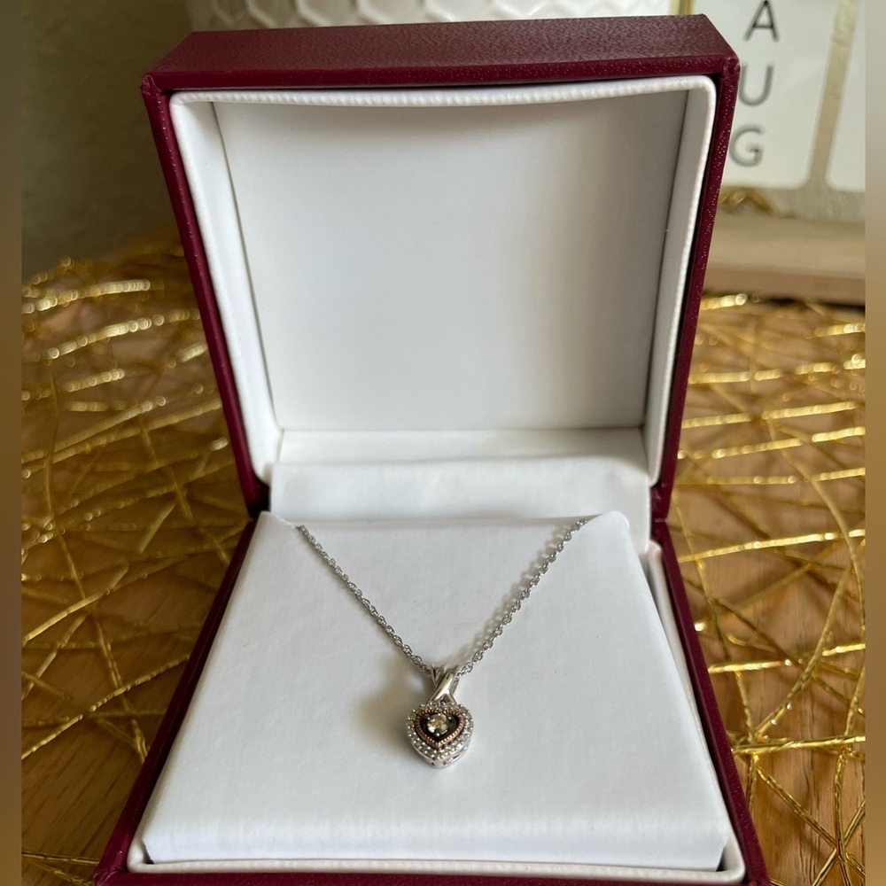HELZBERG DIAMONDS HEART PENDANT 10K NEW IN BOX